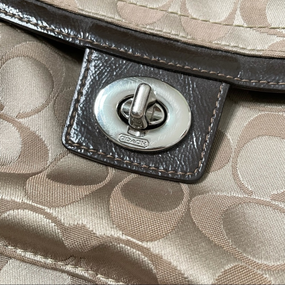 Classic Coach shoulder bag - Picture 4 of 9